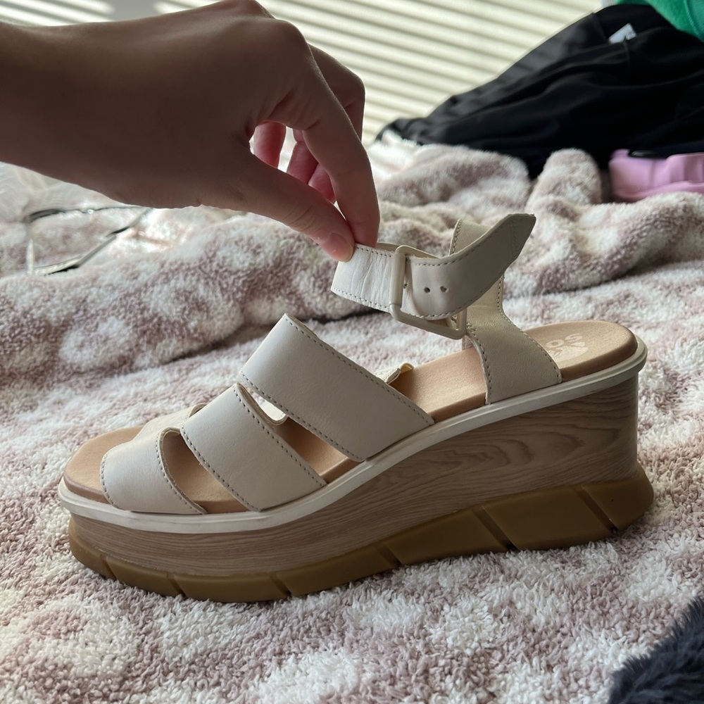 Women's SOREL Joanie III Ankle Strap Sandals